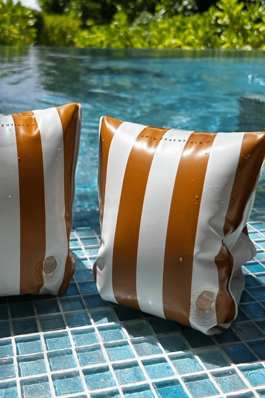 Swim Essentials Badevinger, Flow Brown/White
