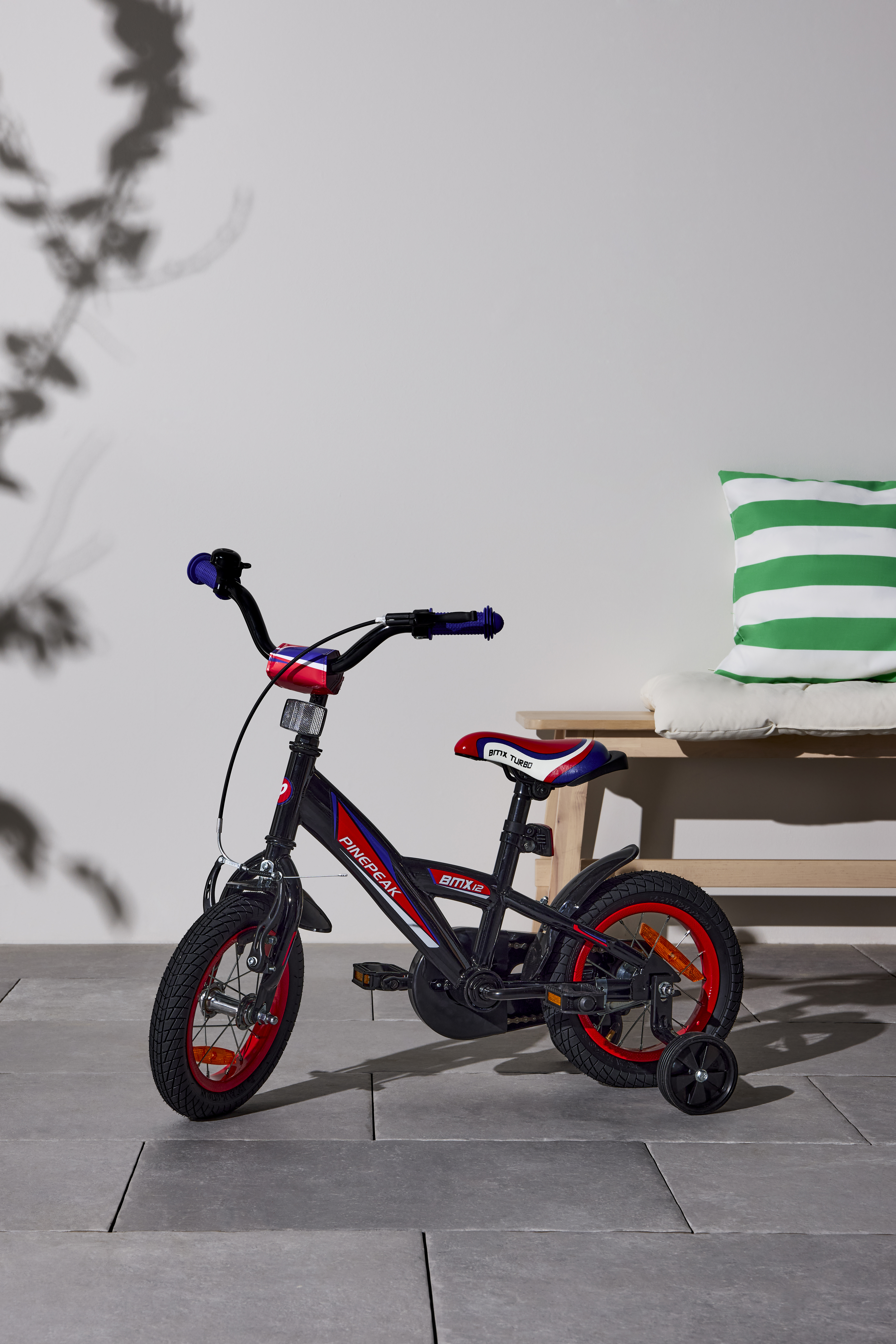 Pinepeak Jasper Børnecykel 12 tommer, Sort/Rød