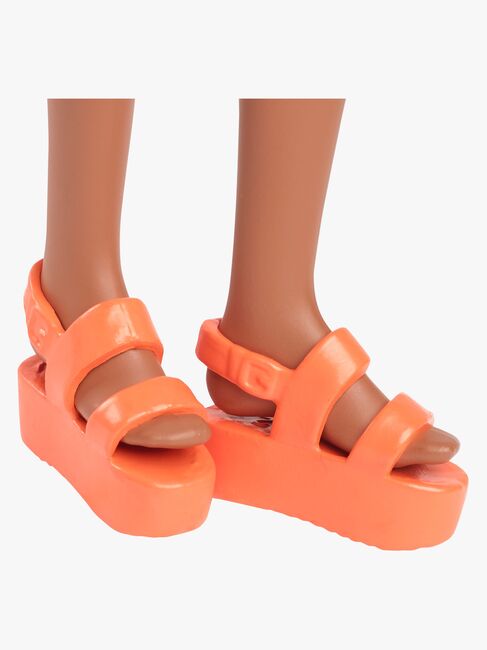 Barbie Fashionista Dukke i Ternet Kjole