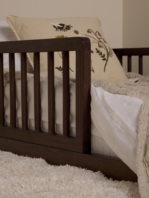 Minitude Dylan Juniorseng/Montessoriseng 90 X 200, Walnut SHIDA23021A-L-BROWN-2675_5a.jpg