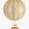 Authentic Models Travels Light Luftballon, Silver Ivory