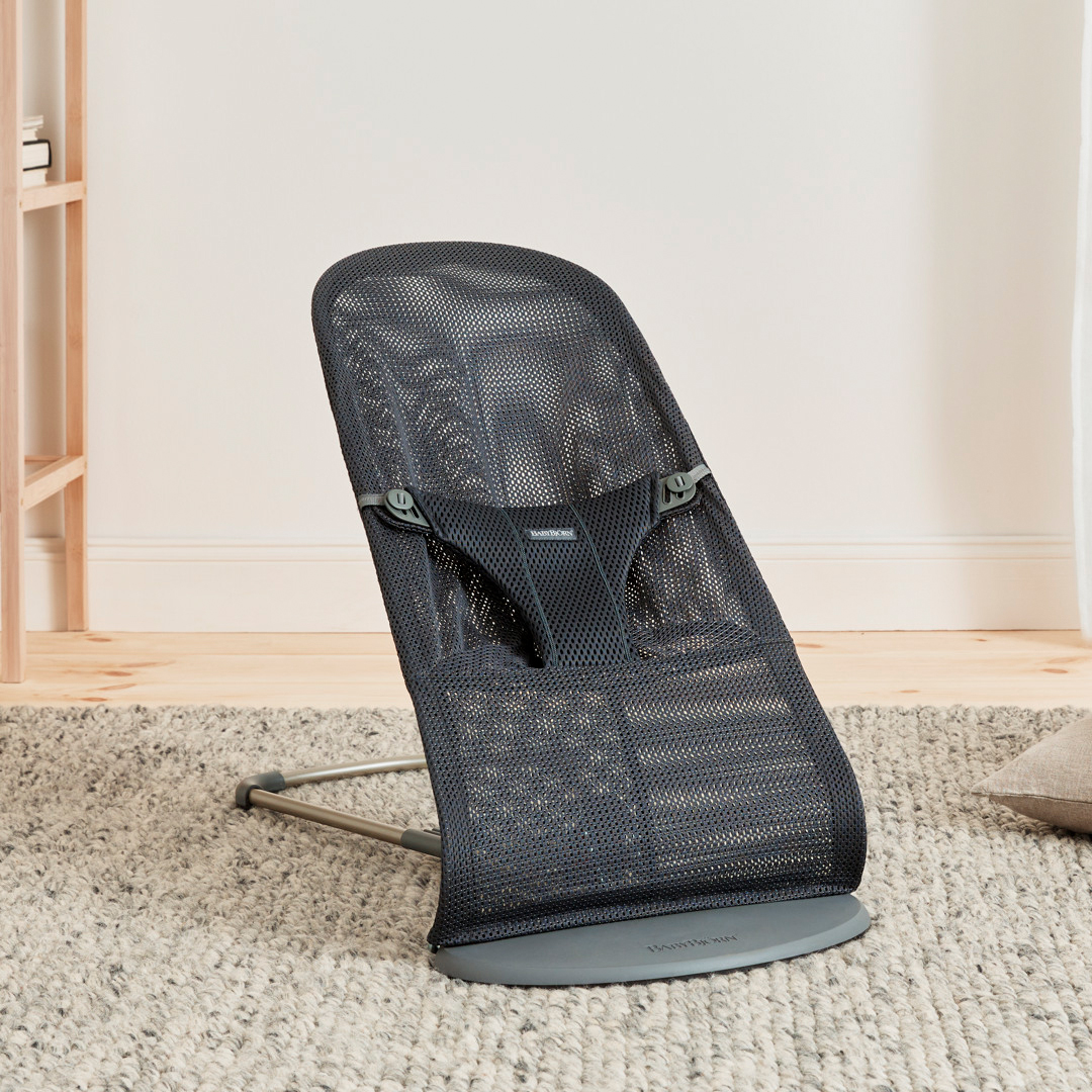 BabyBjörn Bliss i Mesh Skråstol, Anthracite