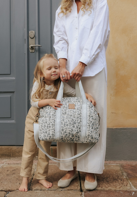 Elodie Pusletaske, Garden Leo Toilé