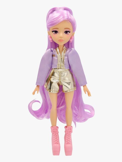 K-POP idol Modedukke Nari