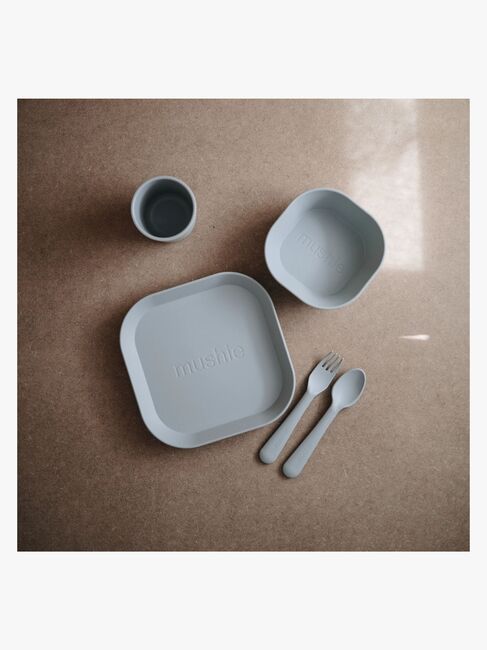 Mushie Bestik, Cloud