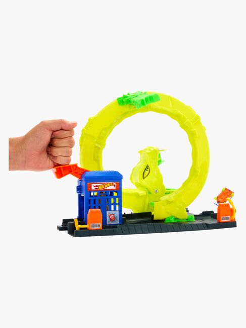 Hot Wheels Stunt Tracks Corkscrew Jump Champion Legesæt