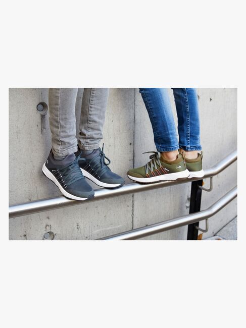 Viking Engenes GTX Sneakers, Charcoal/White