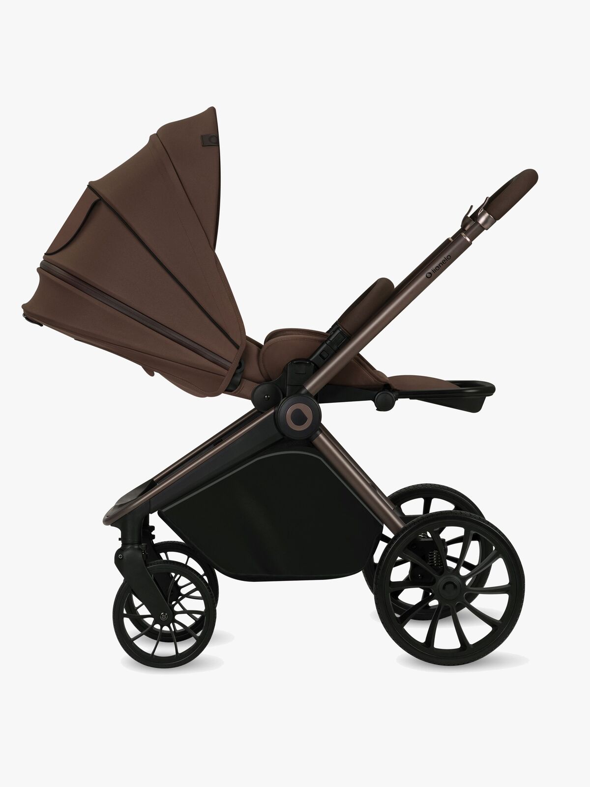MIKAPL-MOCHAMOUSSE-4235_3d.jpg
