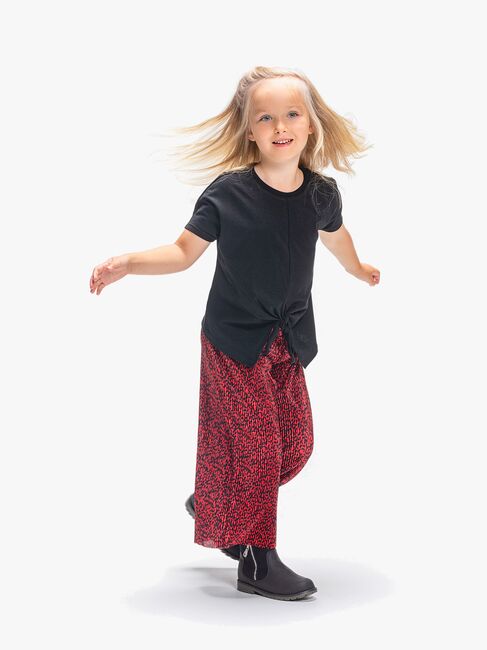 Luca & Lola Enrica Bukser, Black