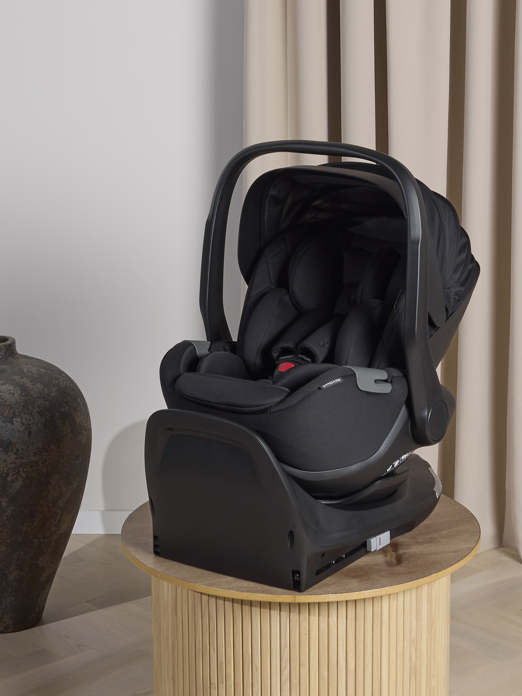 Beemoo Revolve i-Size Autostol Baby inkl. Base, Black Stone