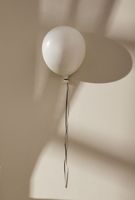 Alice & Fox BIBI Væglampe Ballon, Hvid