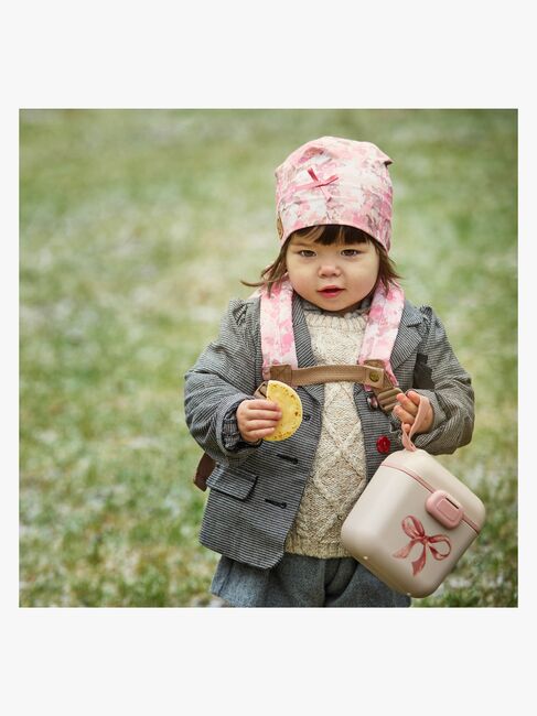 Elodie Madkasse, Rosy Bow