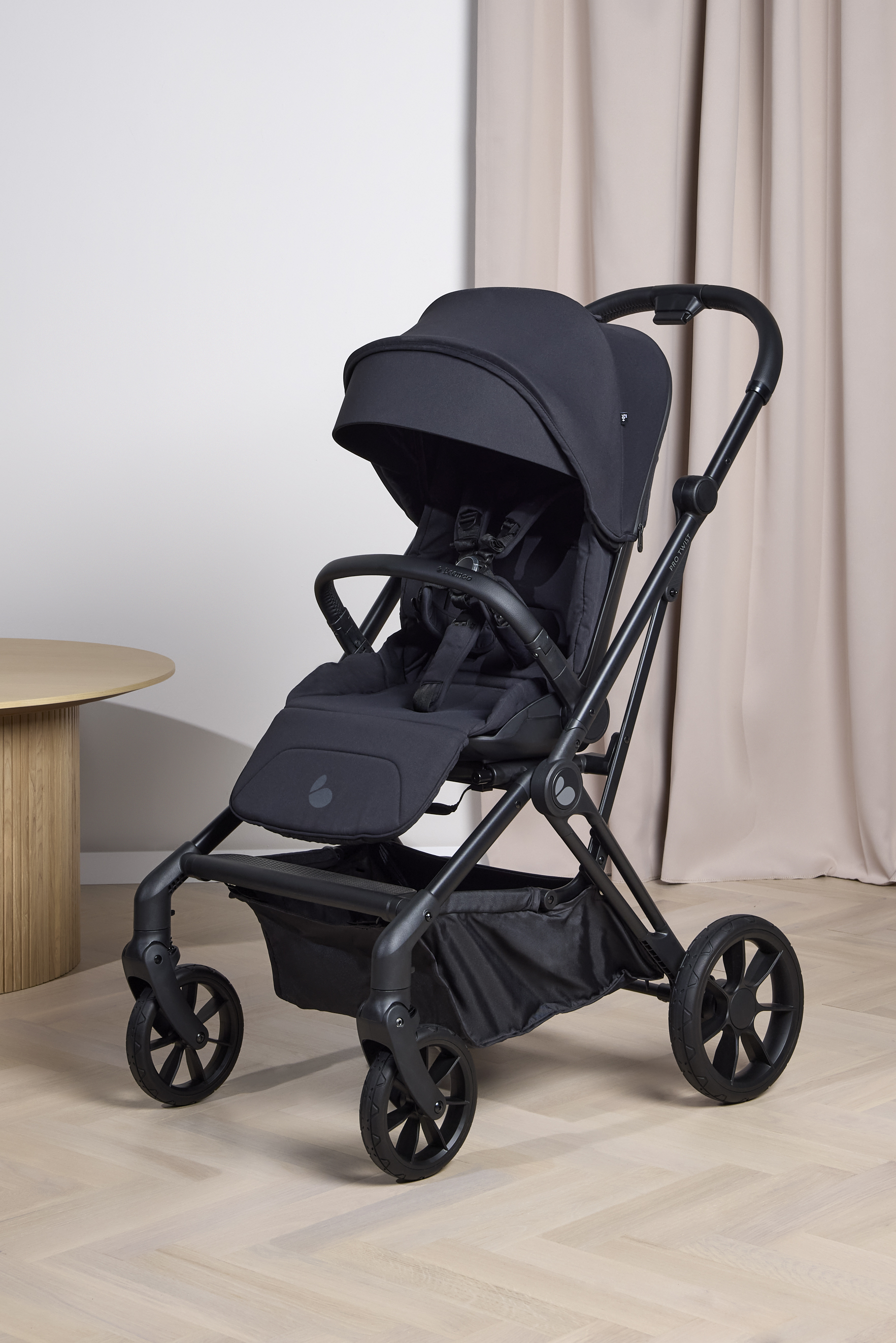 Beemoo Pro Twist Klapvogn, Coffee Black