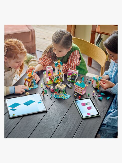 LEGO Disney Princess 43267 Prinsesseslot og royale kæledyr