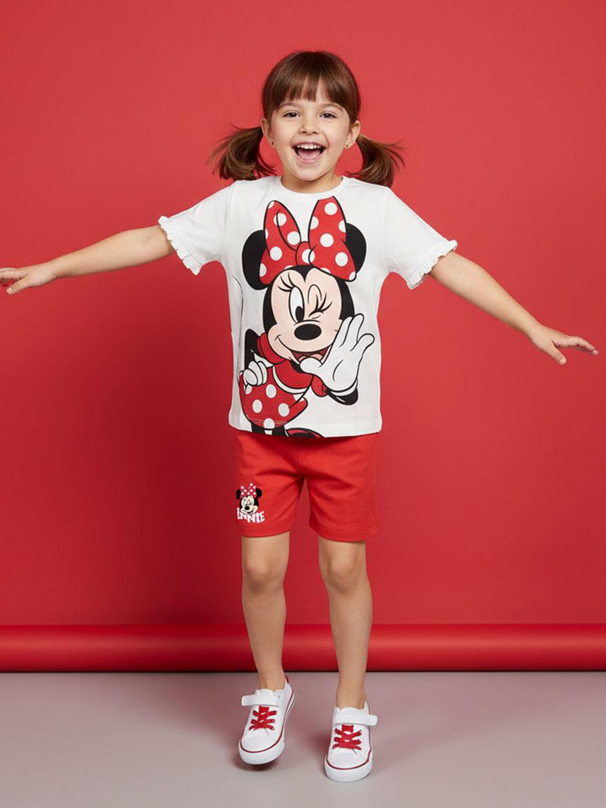 Disney Minnie Mouse T-shirt & Shorts Sæt, Hvid