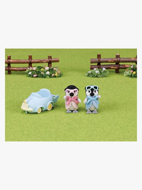 Sylvanian Families Figursæt Penguin Babies Ride ‘n Play