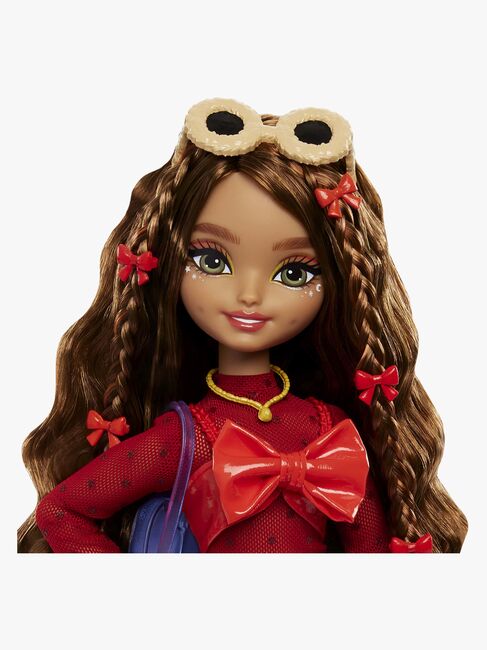 Barbie Dream Besties Dukke Teresa