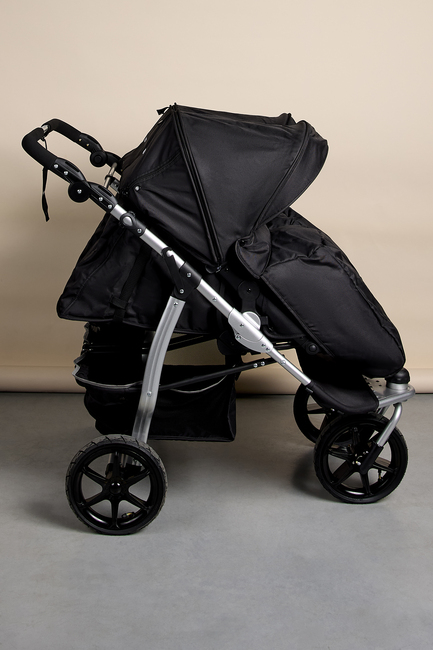 DEMO-EX-L.A.STROLLER-BLACKSILVER_3a.jpg