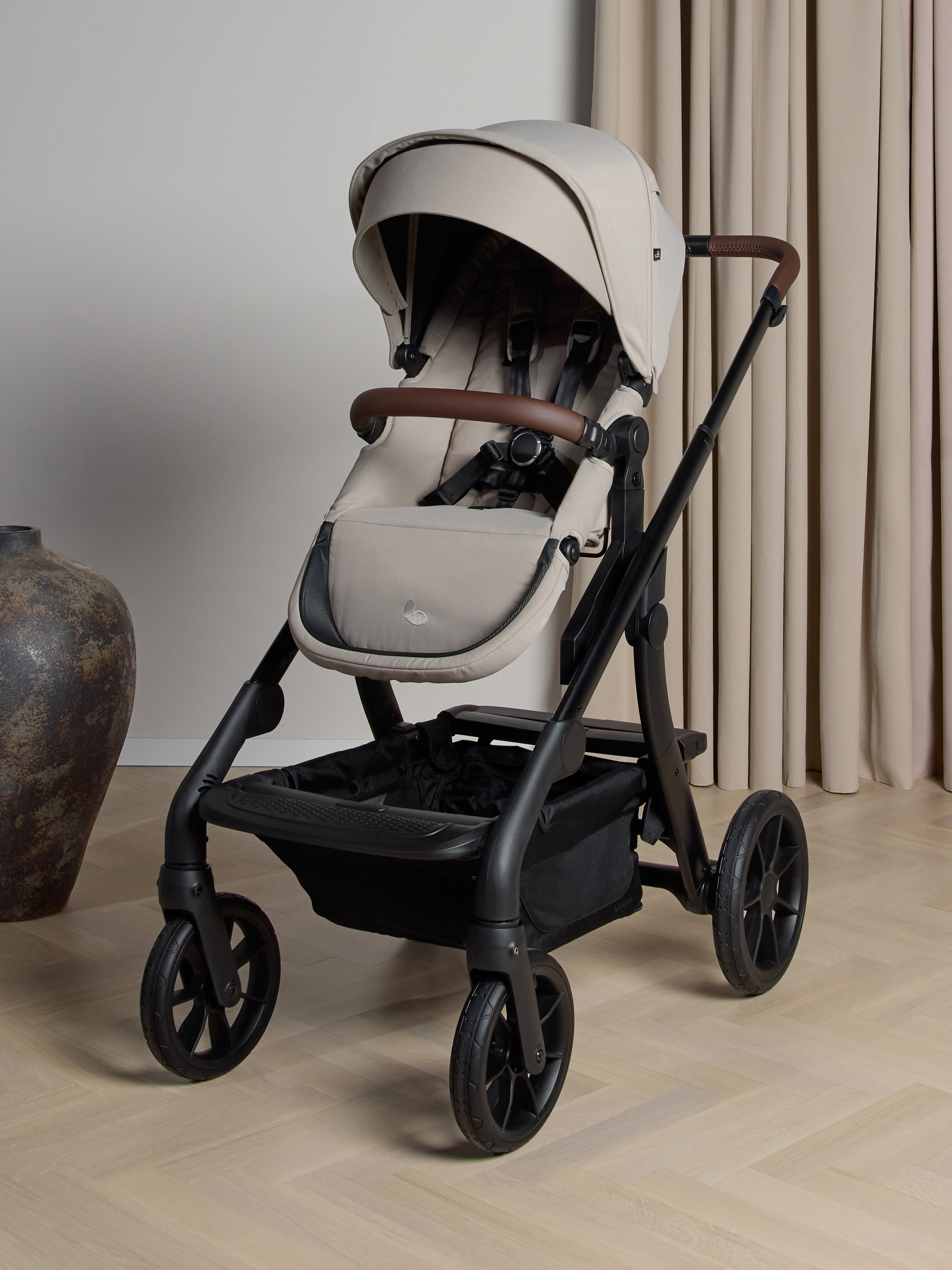 Beemoo Pro Max Klapvogn, Latte Beige