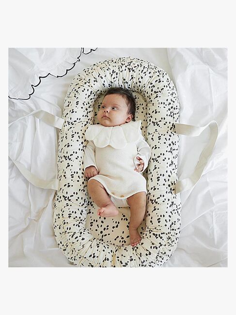 Elodie Babynest 75x45, Dalmatian Dots