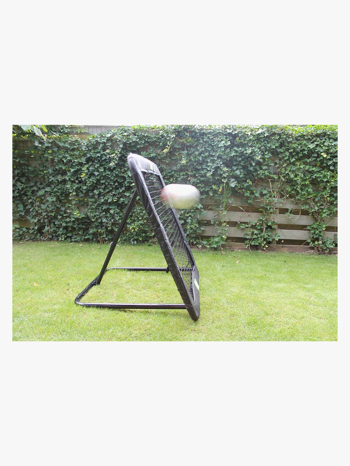43.03.10.00_EXIT_Kickback_Rebounder_L_4d.jpg