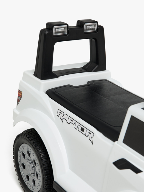 7050324-WHITE-2896_3d.jpg