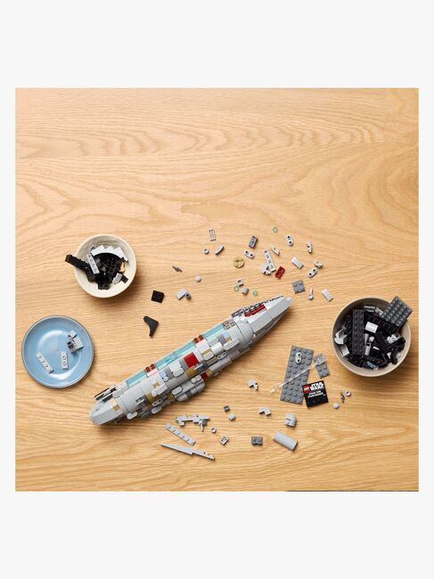 LEGO Star Wars 75405 Home One-stjernekrydser