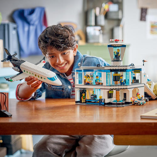 LEGO City 60502 Lufthavn med fly