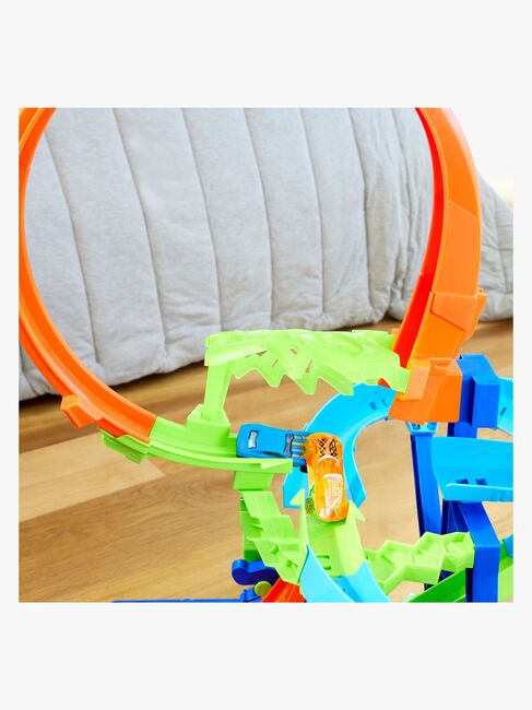 Hot Wheels Stunt Tracks Big Air Crash Racerbane