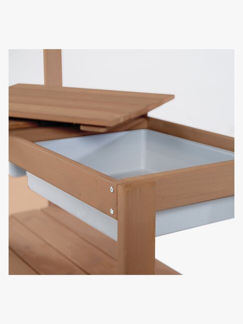 Roba Udekøkken, Brun