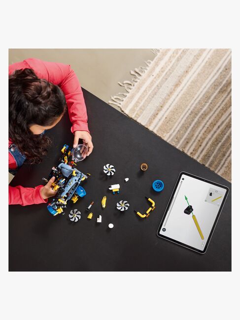 LEGO Technic 42201 Dybhavsforsknings-ubåd