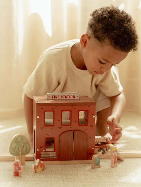 Little Dutch Brandstation LD2538-4563_4b.jpg