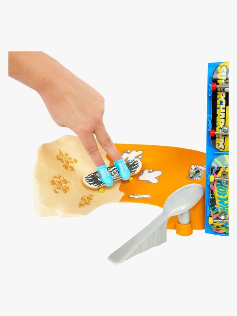 Hot Wheels Tony Hawk Fingerskateboard inkl Skateboardrampe