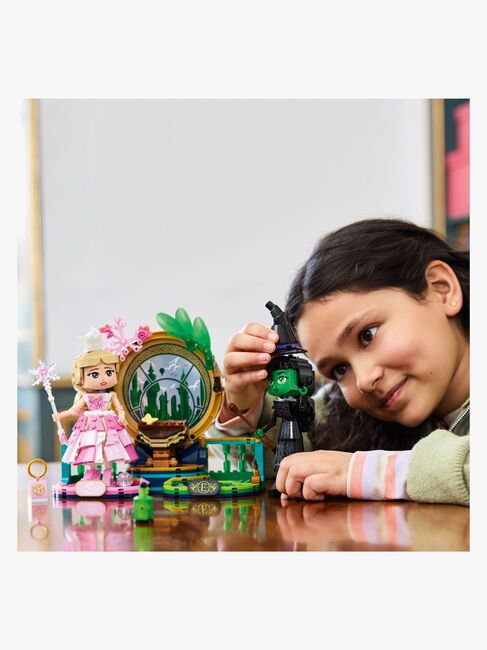 LEGO Wicked 75682 Figurer af Elphaba og Glinda