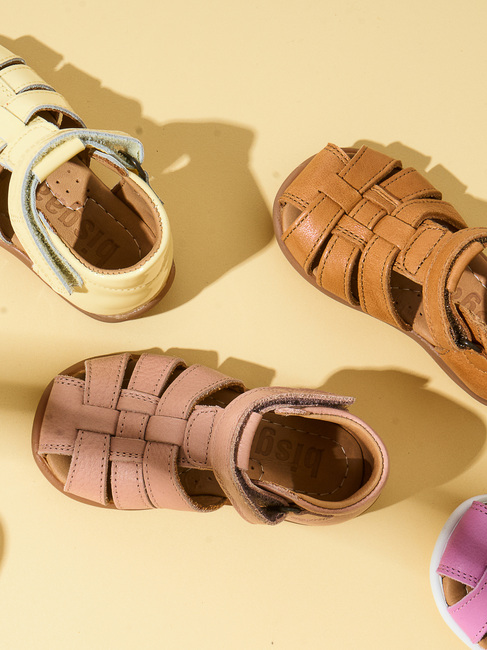 Bisgaard Carly Sandaler, Nude