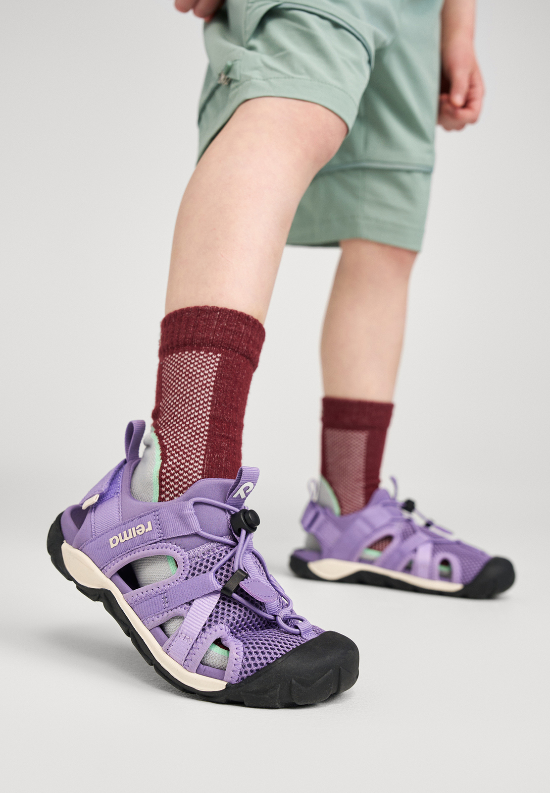 Reima Tilani Sandaler, Misty Violet