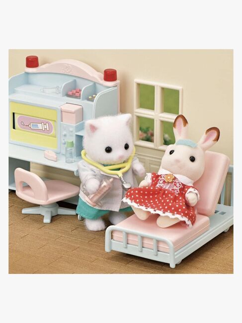 Sylvanian Families Dukkehustilbehør med Lægefigur