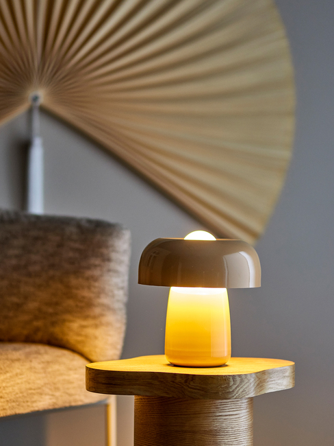 Bloomingville Ylva Bordlampe, Natur