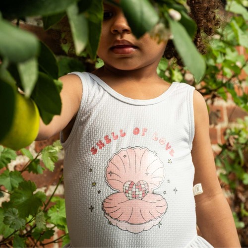 That's Mine Safina Badedragt, Shell Of Love