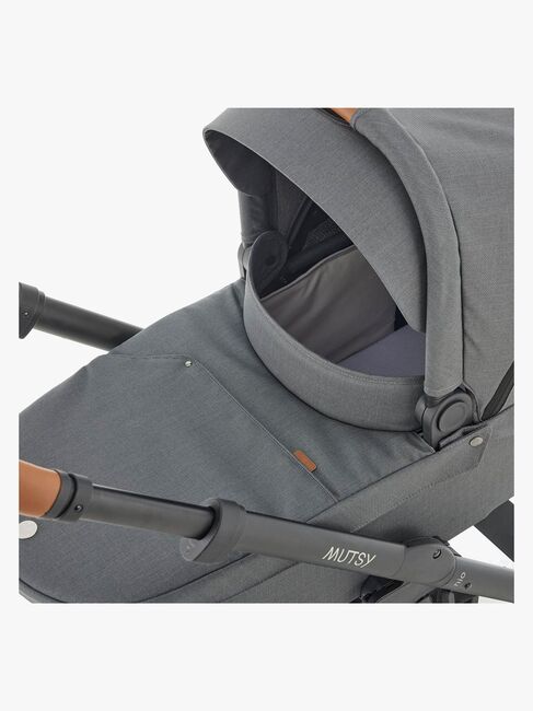 Mutsy Nio Duovogn, North Grey