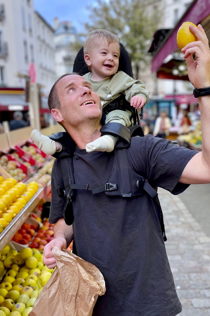 MiniMeis Skulderbærestol G5, Black Core