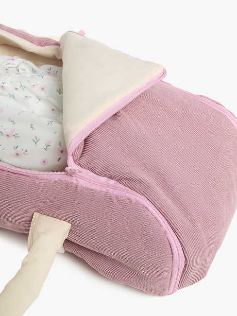 Cloudberry Castle Dukke med Bærekurv 40 cm, Pink