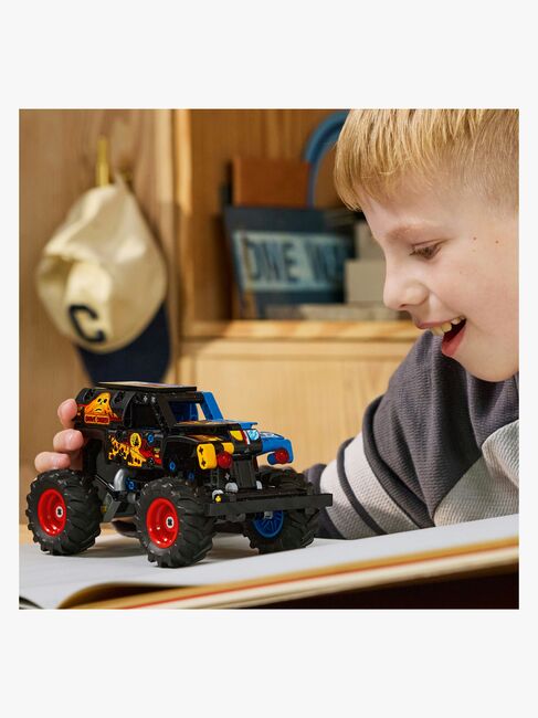 LEGO Technic 42219 Monster Jam Grave Digger Fire and Ice