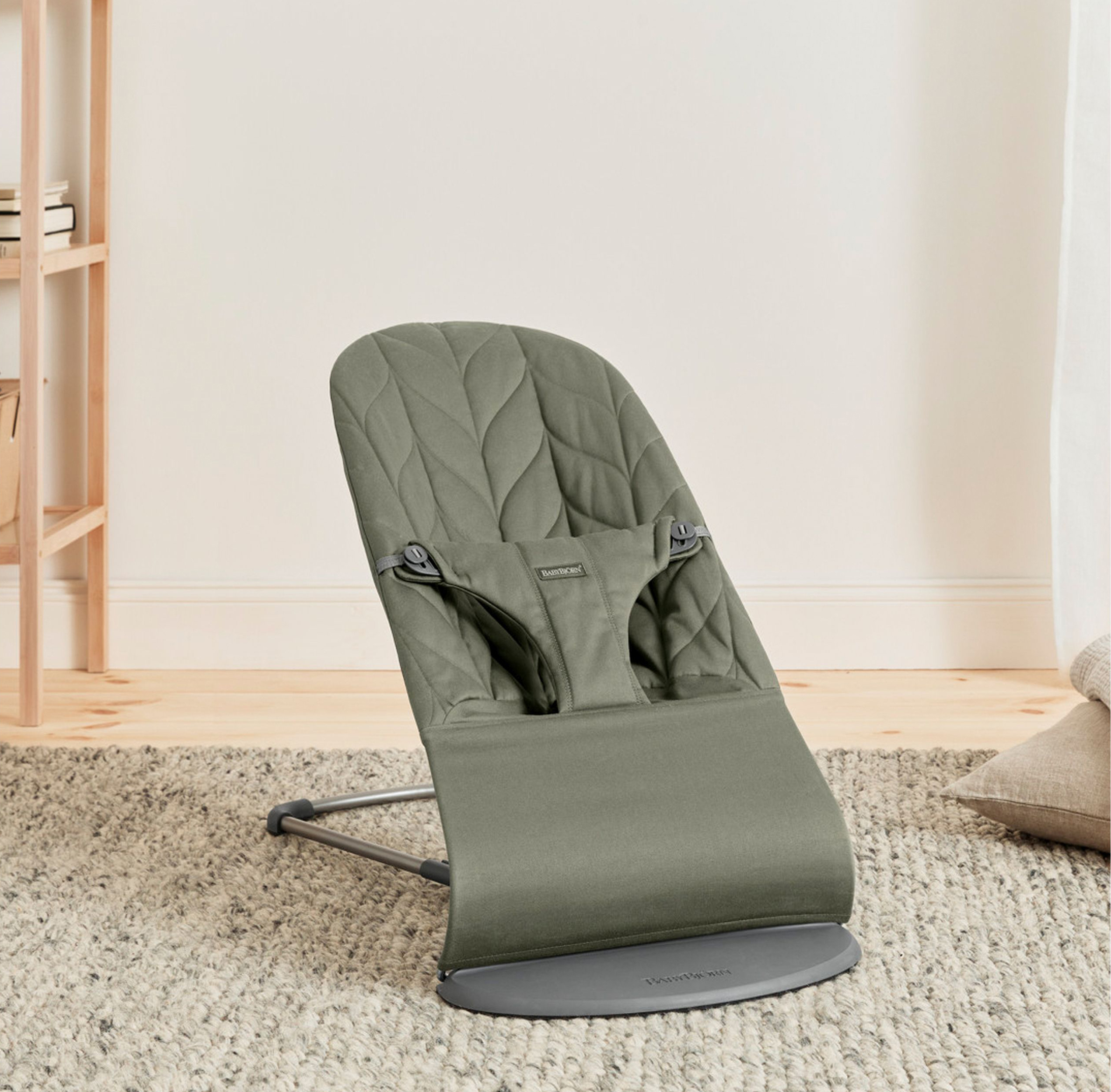 BabyBjörn Bliss Skråstol Woven Bladmønstret Quilt, Mørkegrøn