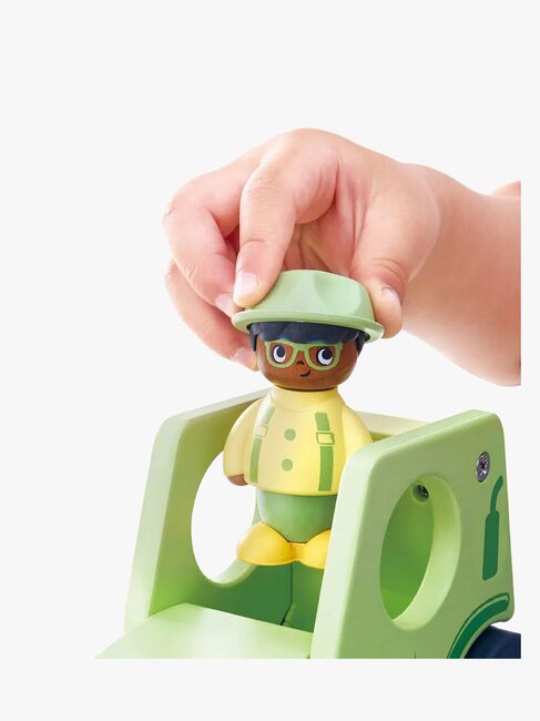 Hape Eventyrbog med Legesæt The Happy Stables