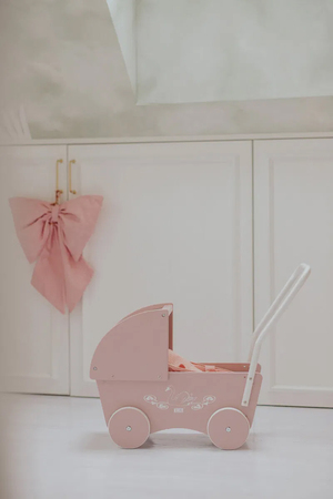 Krea Dukkevogn, Rose