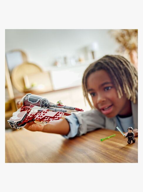 LEGO Star Wars 75401 Ahsokas Jedi Interceptor