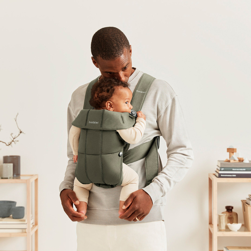 BabyBjörn Mini Bæresele Woven, Mørkegrøn