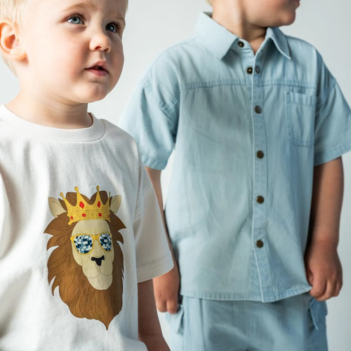 That's Mine Vilde T-shirt, Lion Head