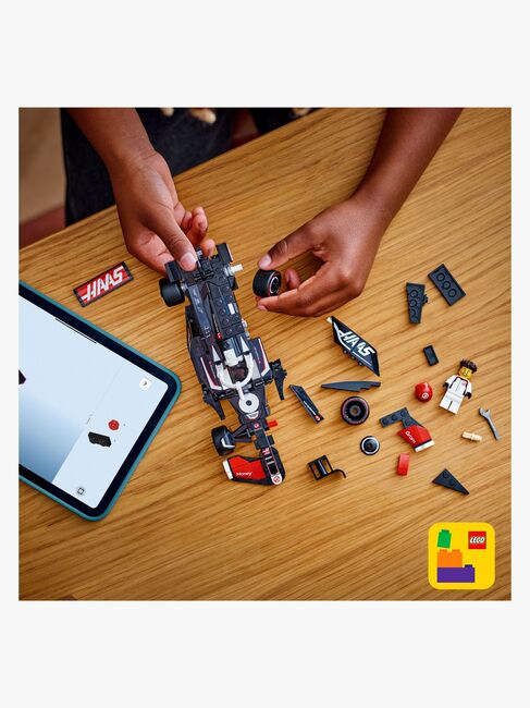 LEGO Speed Champions 77250 MoneyGram Haas F1 Team VF-24-racerbil